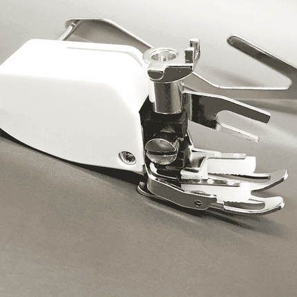 Walking Foot Fits BERNINA Old Style Machines Includes Foot & Adaptor