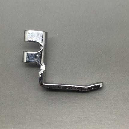 Zipper Foot Low Shank Singer - image 4