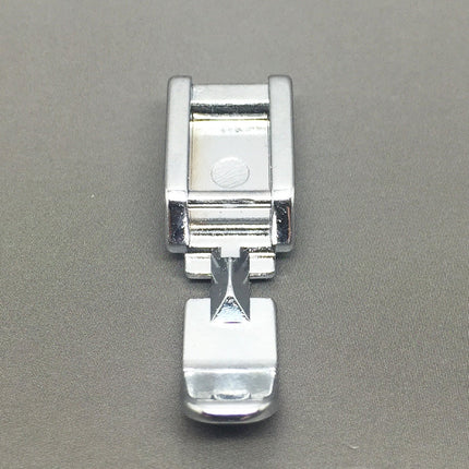 Narrow Zipper Foot - image 4