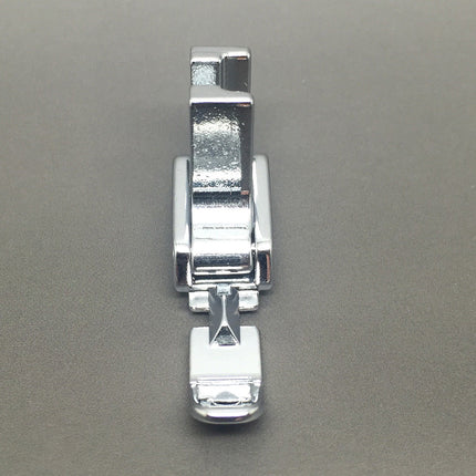 Narrow Zipper Foot Low Shank - image 2