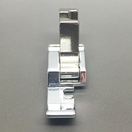 Narrow Zipper Foot Low Shank - image 4