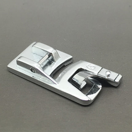 Rolled Hem Foot 6mm - image 2
