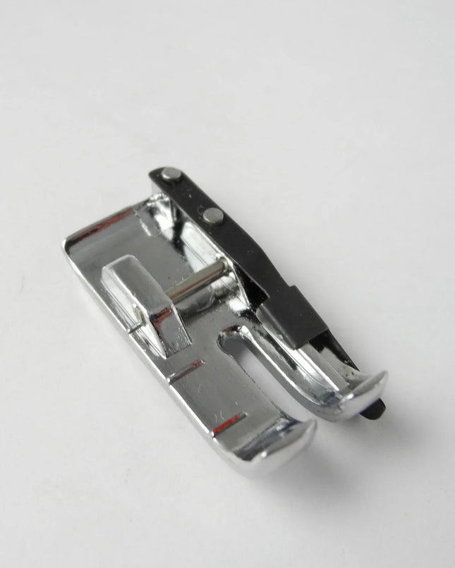 1/4" Snap On Presser Foot - image 2